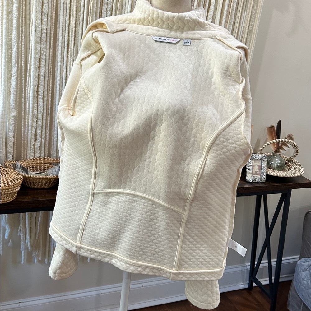 Gorgeous Fabric Moto - Picture 10 of 13